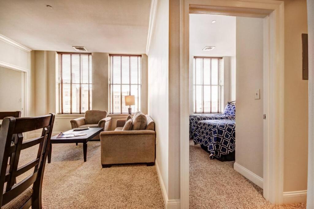 Harbor Apartments Free Indoor Parking Baltimore Exterior foto